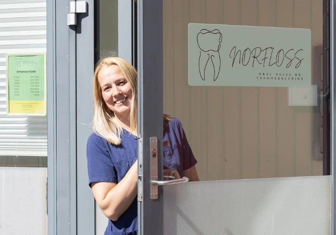 Inngangen til Norfloss Tannklinikk i Halden